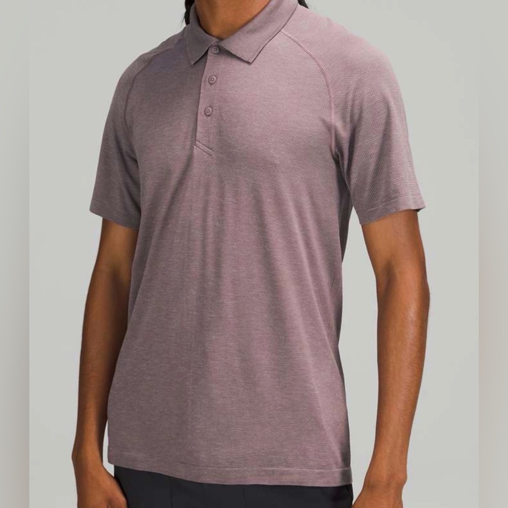 Lululemon Metal Vent Tech Polo Shirt 2.0
Rhino Grey / Dusky Lavender size Medium